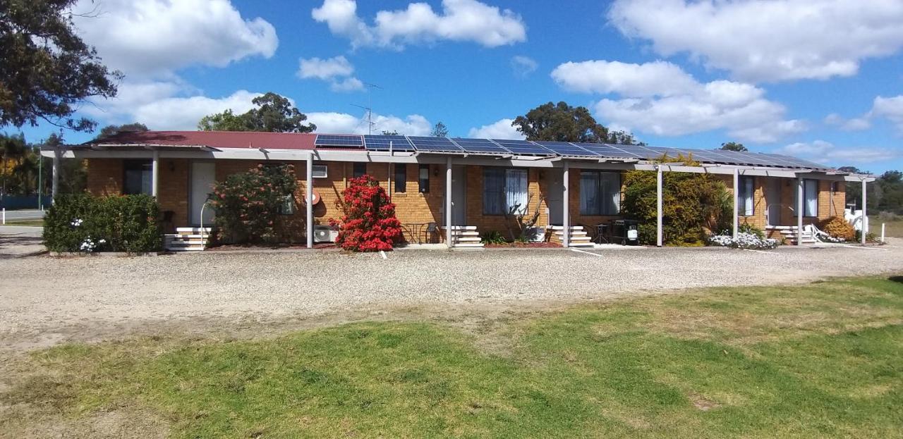 Taree Country Motel Buitenkant foto